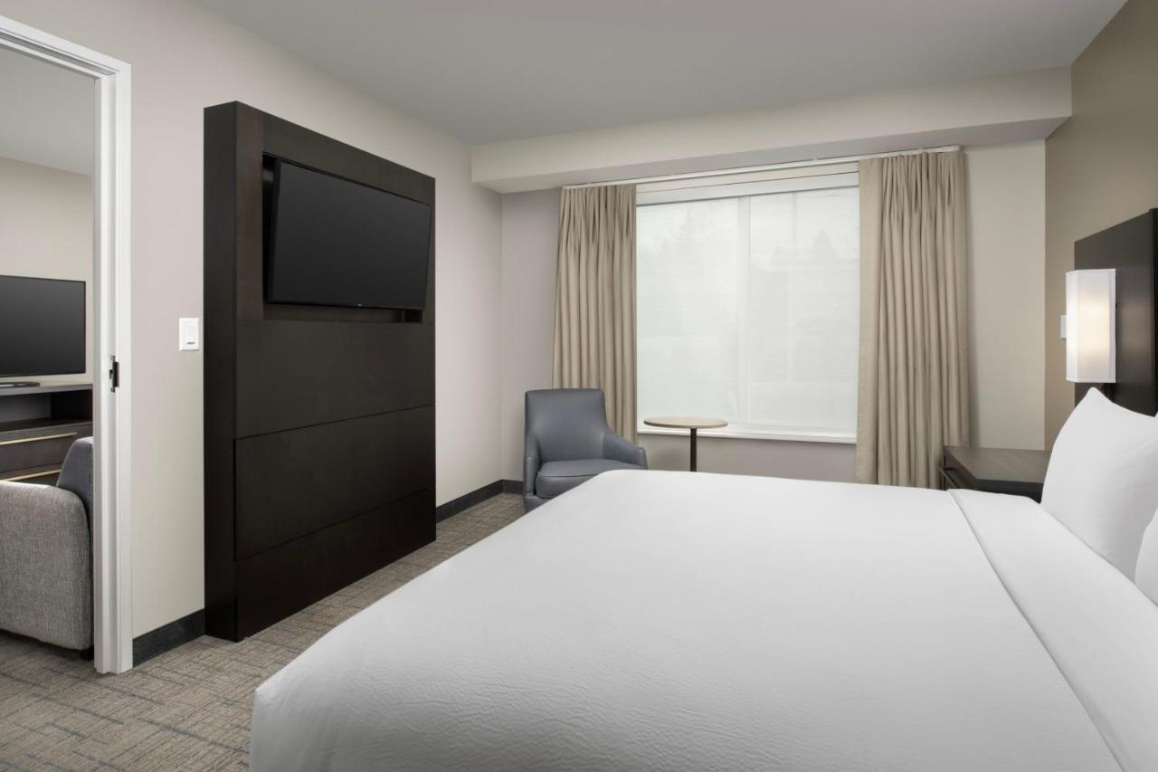 By Marriott Portland Hotel